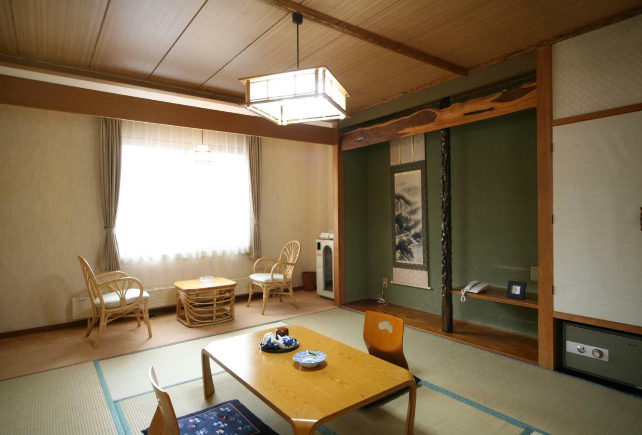 Honbetsu Onsen Grand Hotel Obihiro Esterno foto